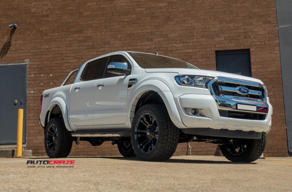 FORD-RANGER-VAPOR-MATTE-BLACK